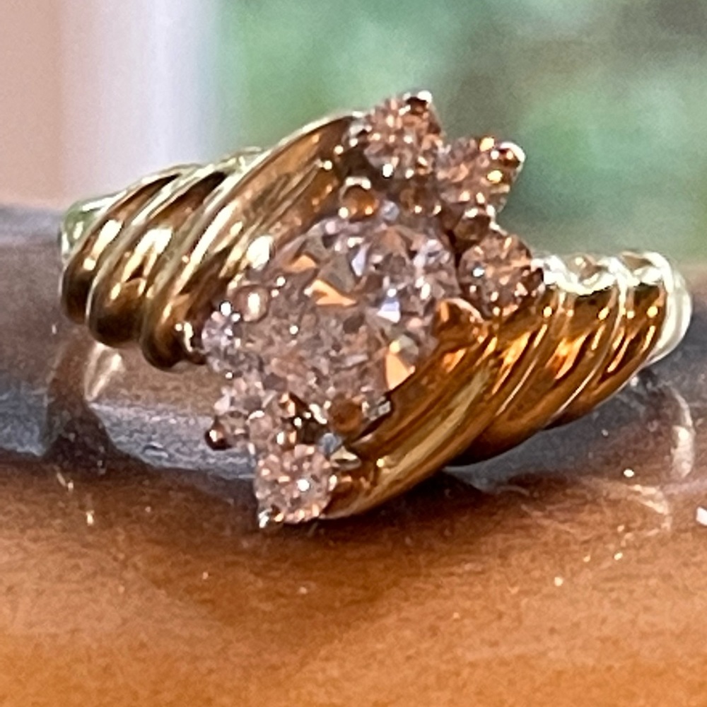 Diamond ring - Picture 6 of 8